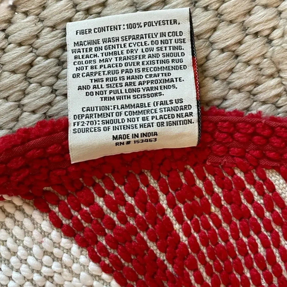 Christmas Peppermint Candy Bath Rug 26in Round Red White Holiday Decor NEW